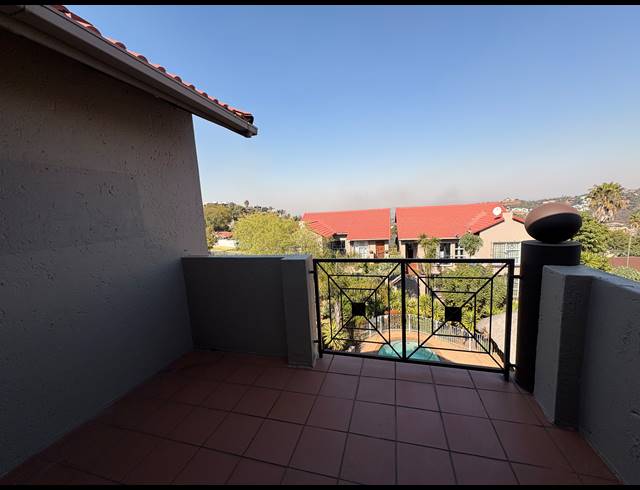 2 BEDROOM APARTMENT FOR SALE IN BASSONIA